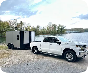 Mobile sauna by the lake